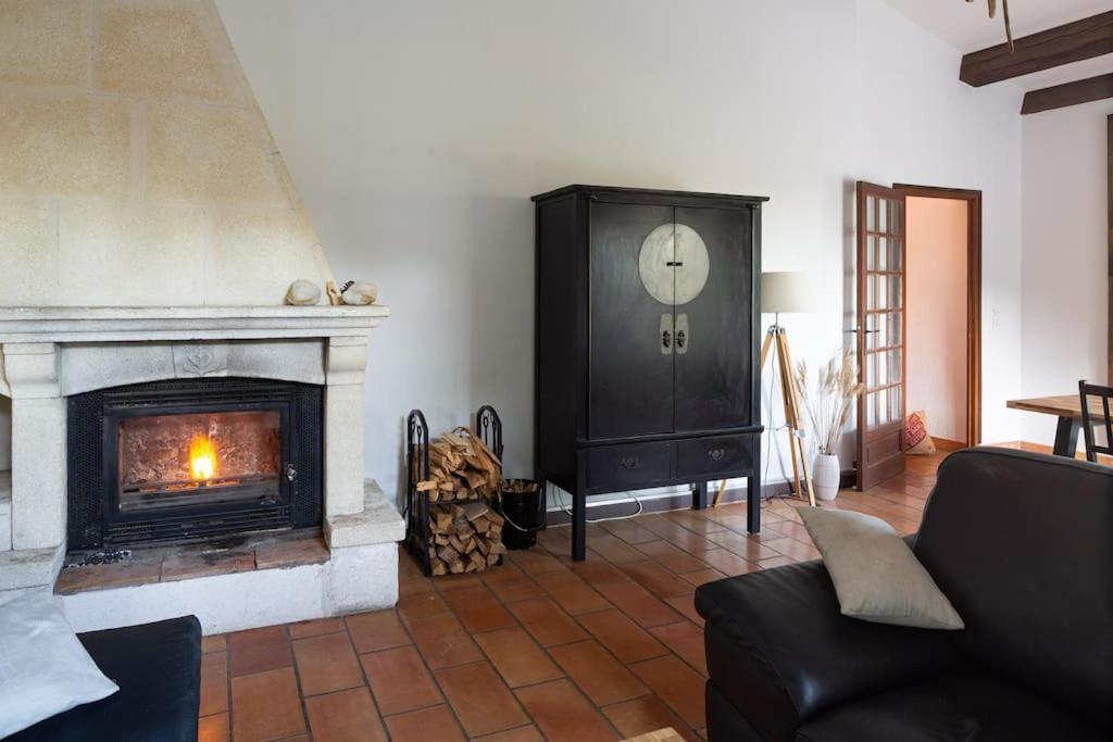 Mas Provencal De 120M2 En Camargue, Avec Piscine Et Parking Inclus, Ideal Pour Des Vacances Arles Ngoại thất bức ảnh